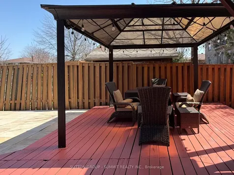 3485 Cawthra Road Mississauga ON L5A 2X9