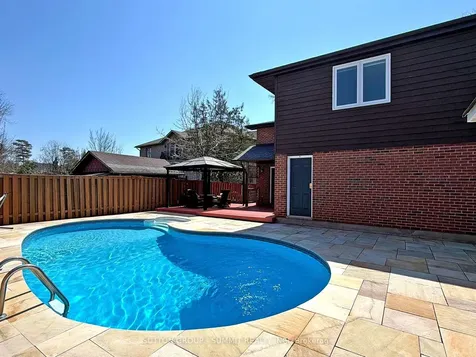 3485 Cawthra Road Mississauga ON L5A 2X9