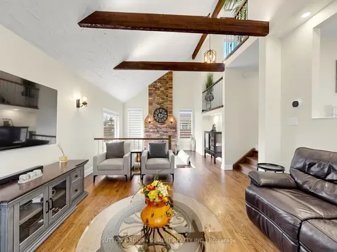 3485 Cawthra Road Mississauga ON L5A 2X9
