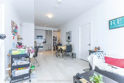 297 Oak Walk Drive Oakville ON L6H 3R6