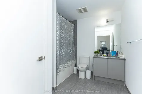 297 Oak Walk Drive Oakville ON L6H 3R6