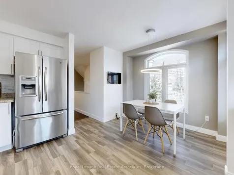7114 Chatham Court Mississauga ON L5N 8R1