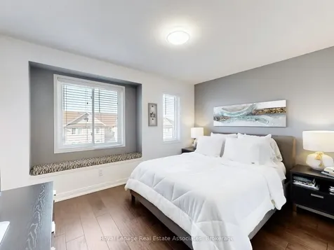 7114 Chatham Court Mississauga ON L5N 8R1