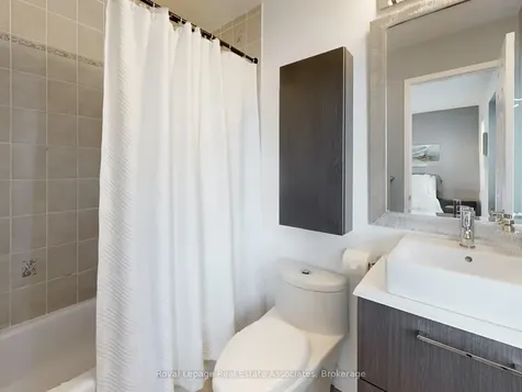 7114 Chatham Court Mississauga ON L5N 8R1