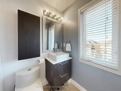 7114 Chatham Court Mississauga ON L5N 8R1