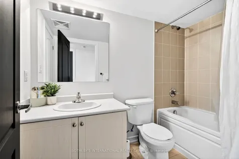 2420 Baronwood Drive Oakville ON L6M 0X6