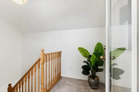 2420 Baronwood Drive Oakville ON L6M 0X6