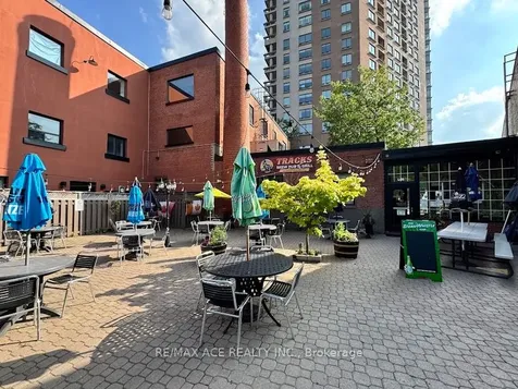 60 Queen Street E Brampton ON L6V 1A9