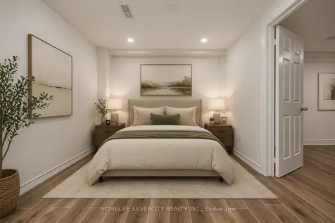 8 Oak Gardens Court Brampton ON L6R 2Y6