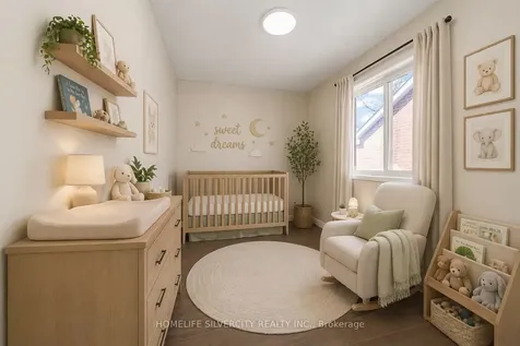 8 Oak Gardens Court Brampton ON L6R 2Y6