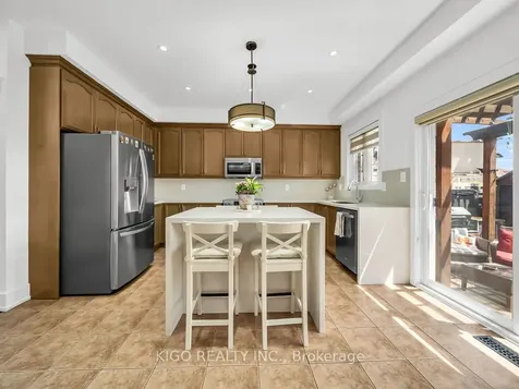 53 Education Road Brampton ON L6P 3P3