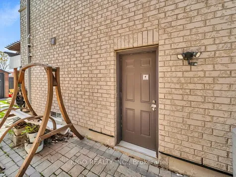 53 Education Road Brampton ON L6P 3P3