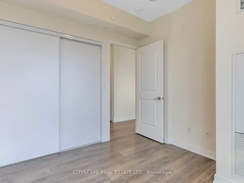 4633 Glen Erin Drive Mississauga ON L5M 0Y6