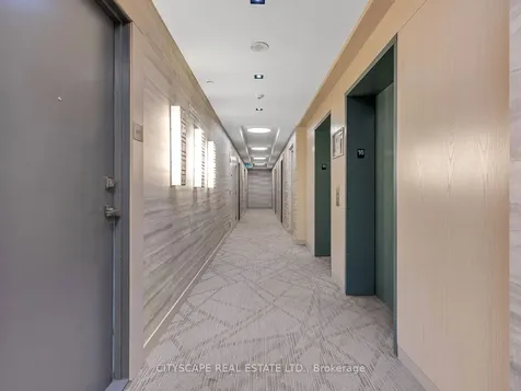 4633 Glen Erin Drive Mississauga ON L5M 0Y6