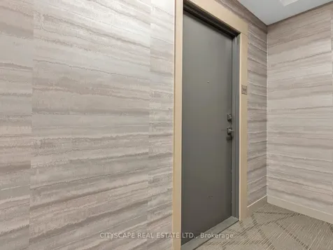 4633 Glen Erin Drive Mississauga ON L5M 0Y6