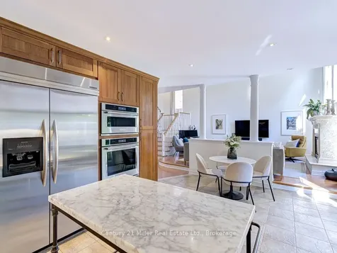 2301 Hertfordshire Way Oakville ON L6H 7M5