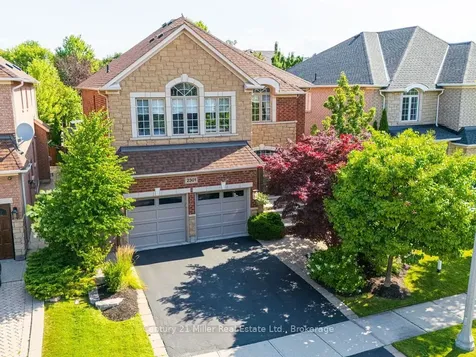2301 Hertfordshire Way Oakville ON L6H 7M5