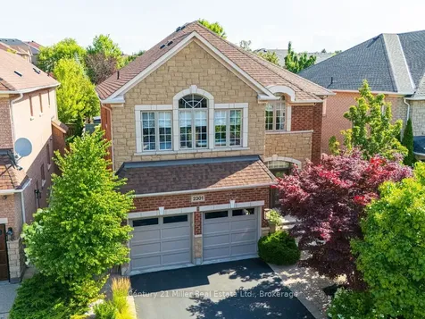 2301 Hertfordshire Way Oakville ON L6H 7M5