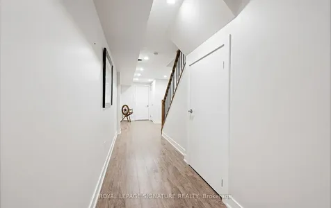2086 Ghent Avenue Burlington ON L7R 1Y3