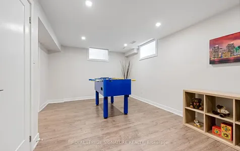 2086 Ghent Avenue Burlington ON L7R 1Y3