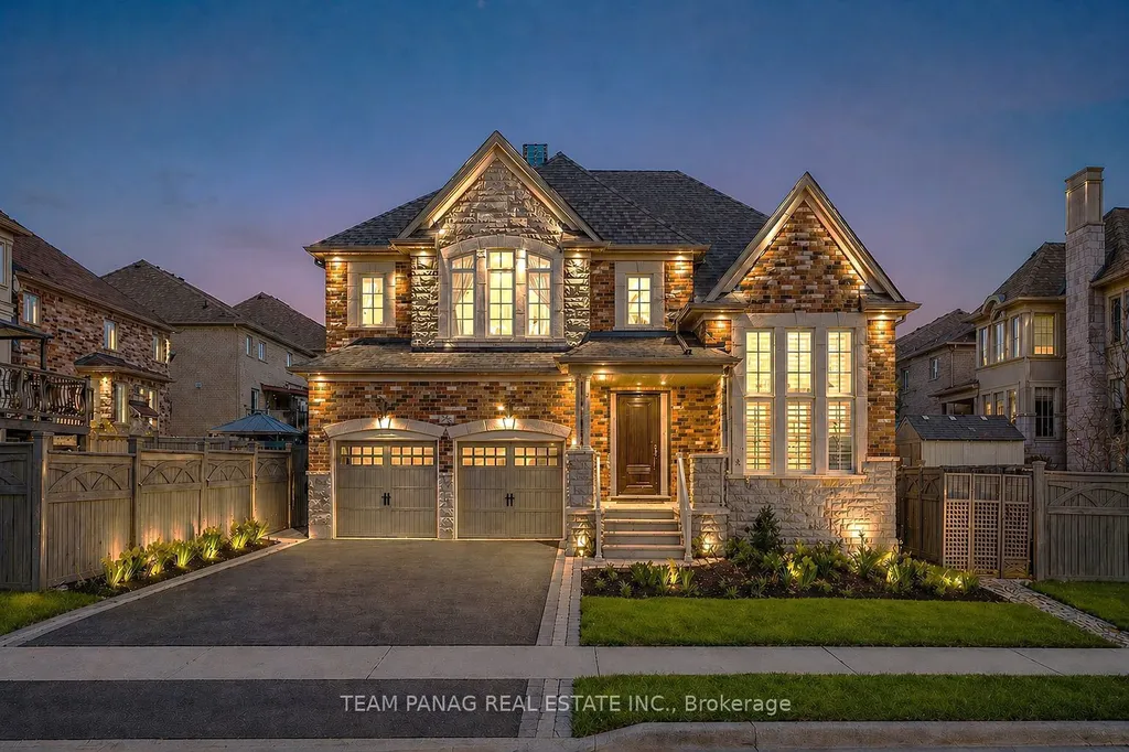 39 Dalmeny Drive Brampton ON L6X 2Y4