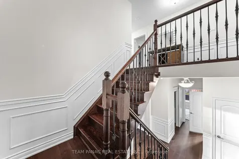 39 Dalmeny Drive Brampton ON L6X 2Y4