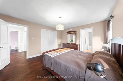 39 Dalmeny Drive Brampton ON L6X 2Y4