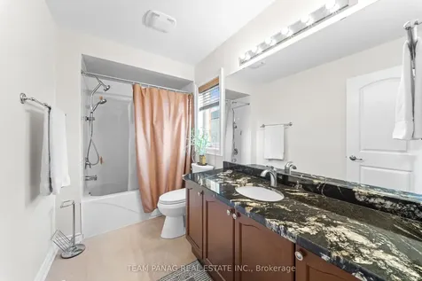 39 Dalmeny Drive Brampton ON L6X 2Y4