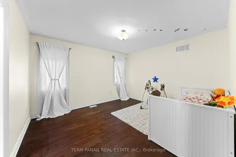 39 Dalmeny Drive Brampton ON L6X 2Y4