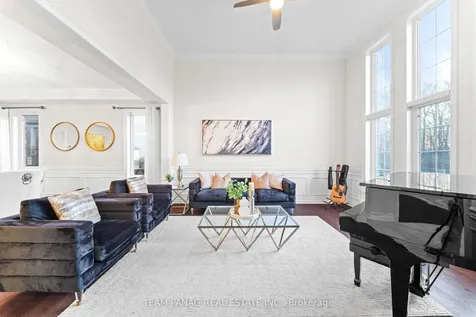 39 Dalmeny Drive Brampton ON L6X 2Y4