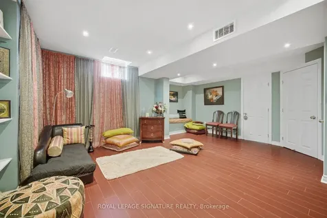 12 Tawnie Crescent Brampton ON L6X 0L3