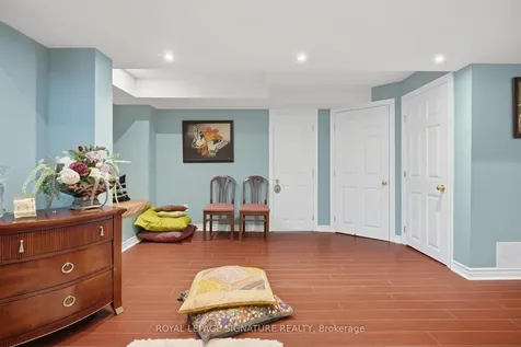 12 Tawnie Crescent Brampton ON L6X 0L3
