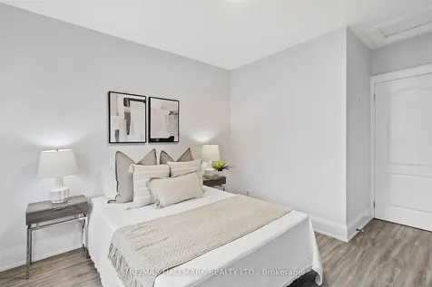 431 Beresford Avenue Toronto ON M6S 3B6