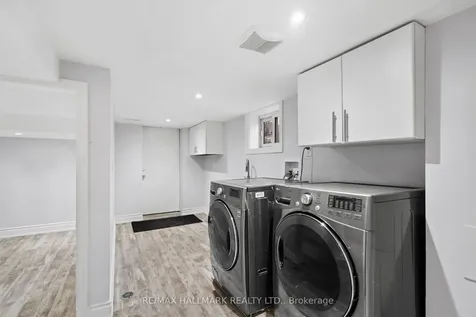 431 Beresford Avenue Toronto ON M6S 3B6