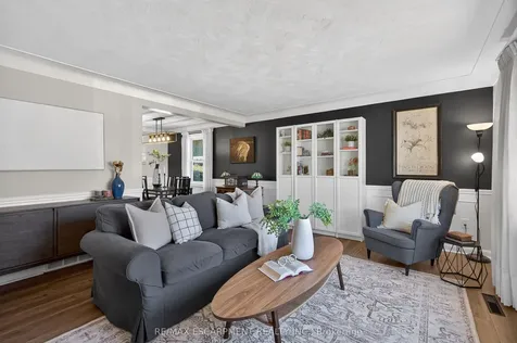 1055 Shepherd's Drive Burlington ON L7T 3R4