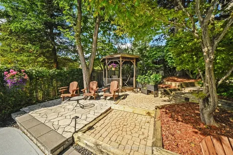 8 Chalmers Court Brampton ON L6Z 3G9