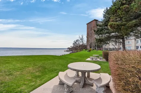 5280 Lakeshore Road Burlington ON L7L 5R1