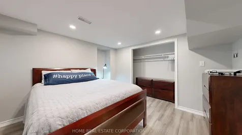 9 Laidlaw Avenue Brampton ON L6S 5W1