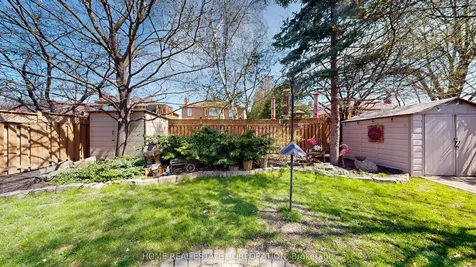 9 Laidlaw Avenue Brampton ON L6S 5W1