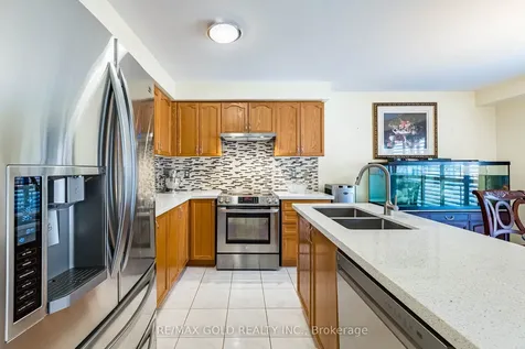 46 Mccrimmon Drive Brampton ON L7A 2Z5