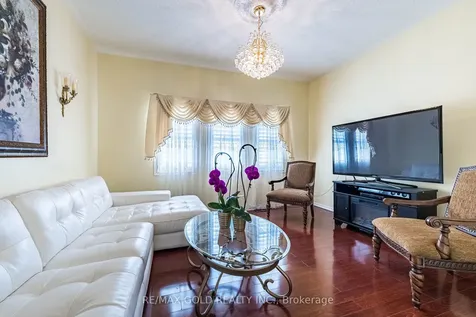 46 Mccrimmon Drive Brampton ON L7A 2Z5