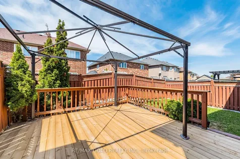46 Mccrimmon Drive Brampton ON L7A 2Z5