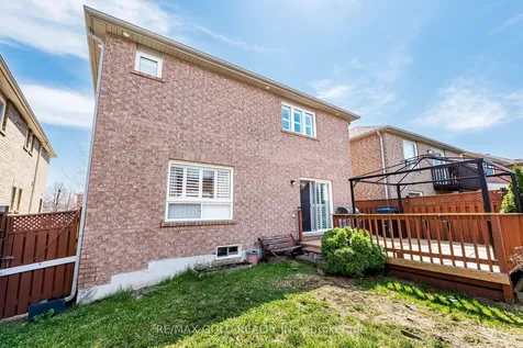 46 Mccrimmon Drive Brampton ON L7A 2Z5