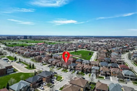 46 Mccrimmon Drive Brampton ON L7A 2Z5