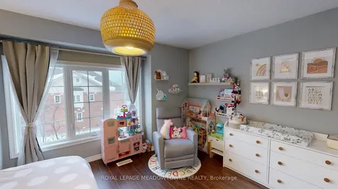 1591 South Parade Court Mississauga ON L5M 6G1