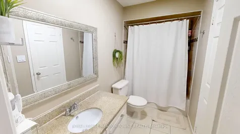 1591 South Parade Court Mississauga ON L5M 6G1