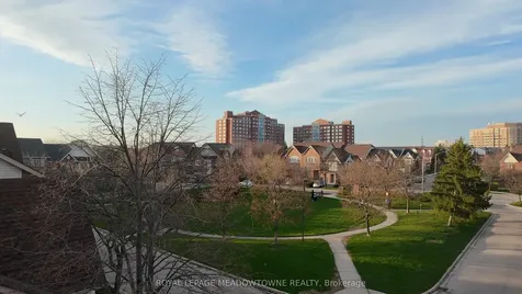 1591 South Parade Court Mississauga ON L5M 6G1
