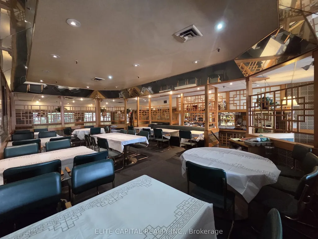 377 Burnhamthorpe Road E Mississauga ON L5A 3Y1