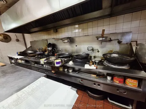 377 Burnhamthorpe Road E Mississauga ON L5A 3Y1