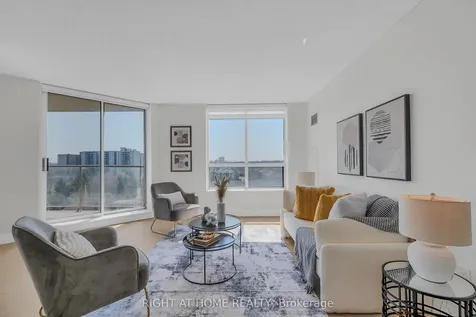 1140 Parkwest Place Mississauga ON L5E 3K9
